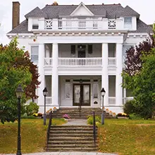 THE COLUMNS MUSEUM